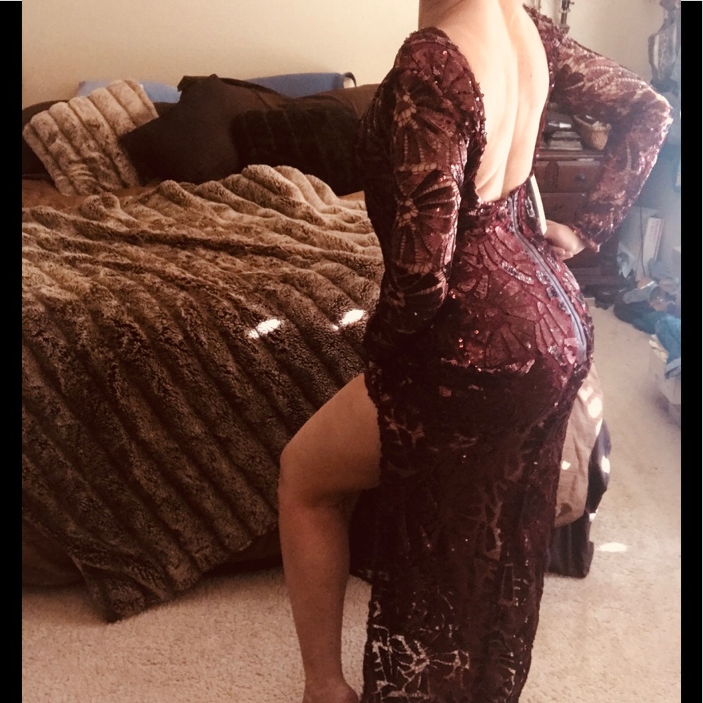 $445 Sky🍇Sequin Maxi Ornetta Burgundy Gown Dress